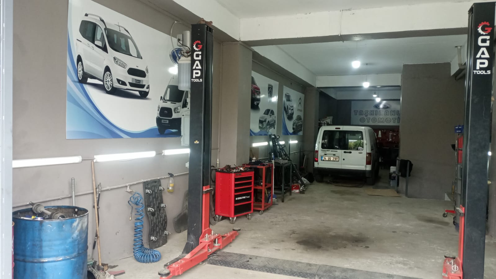 Taşkıranlar Oto servis iç görünümü